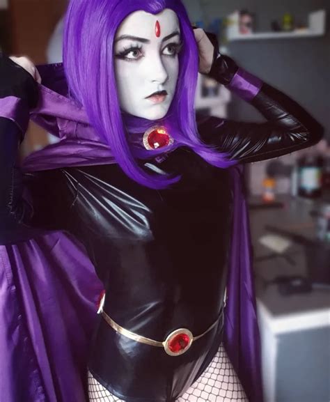 nude raven cosplay